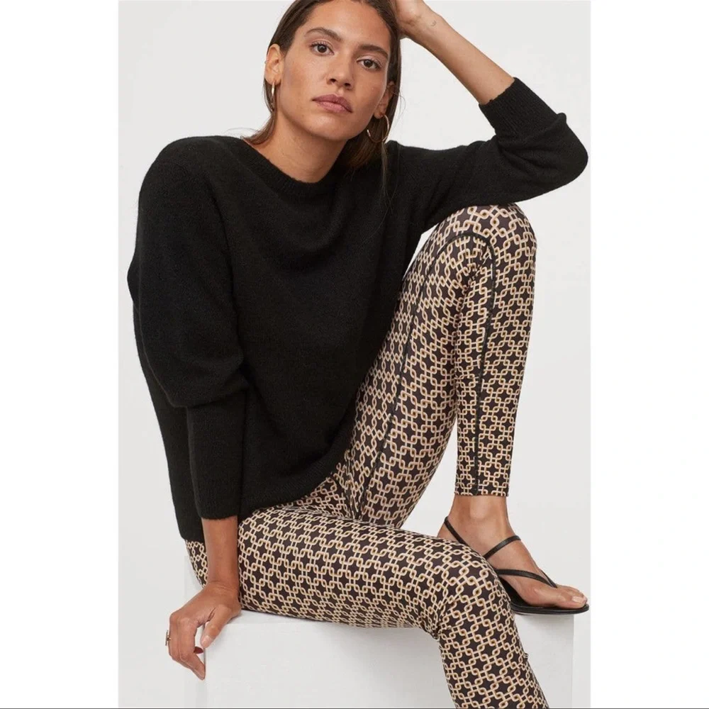 Richard Allen X H&M Patterned Leggings Blogger Favourites